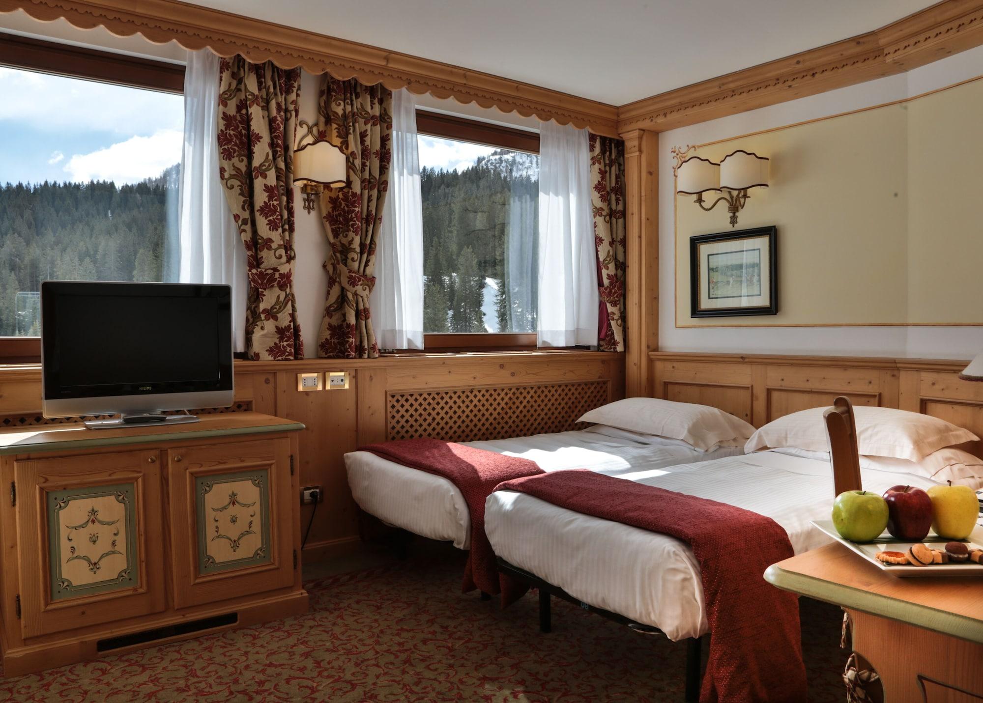 Th Madonna Di Campiglio | Golf Hotel Luaran gambar